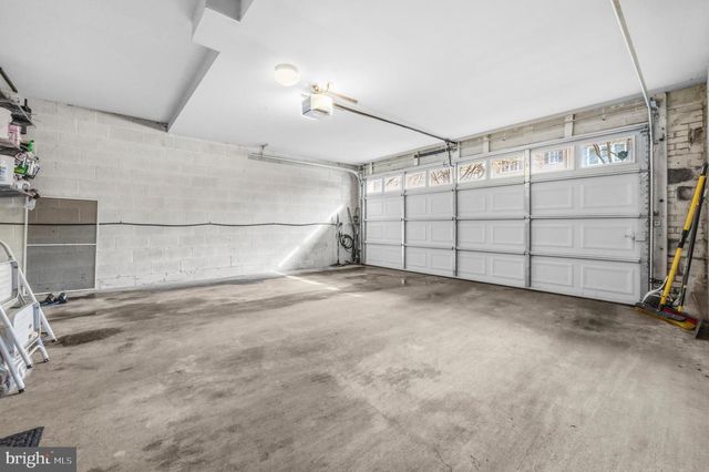 2914 OAKTON CREST PL, Vienna, VA 22181