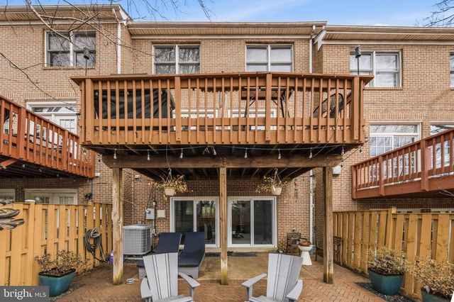 2914 OAKTON CREST PL, Vienna, VA 22181