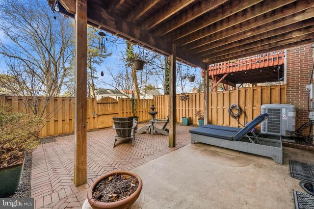 2914 OAKTON CREST PL, Vienna, VA 22181