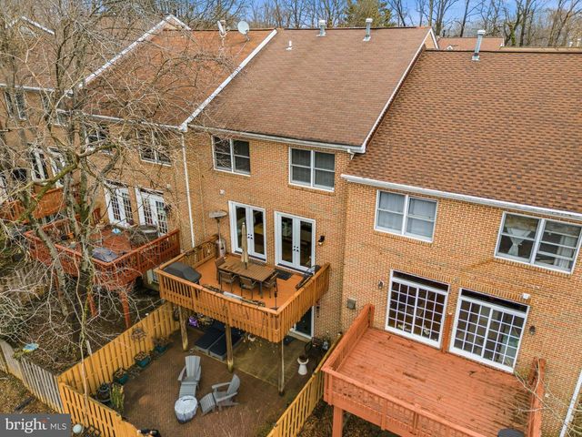 2914 OAKTON CREST PL, Vienna, VA 22181