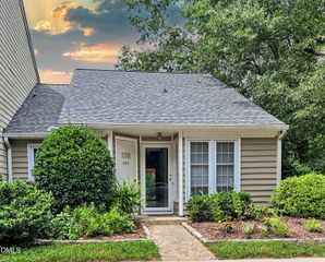 156 St Andrews Lane, Chapel Hill, NC 27517