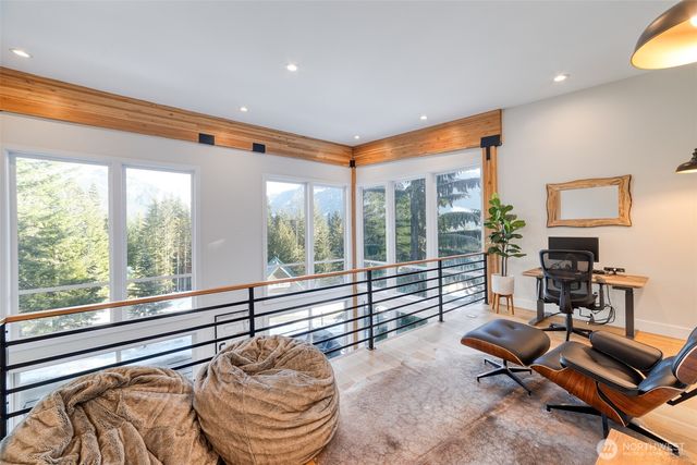 340 Snoqualmie Drive, Snoqualmie Pass, WA 98068