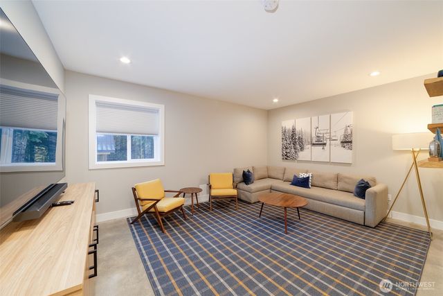 340 Snoqualmie Drive, Snoqualmie Pass, WA 98068