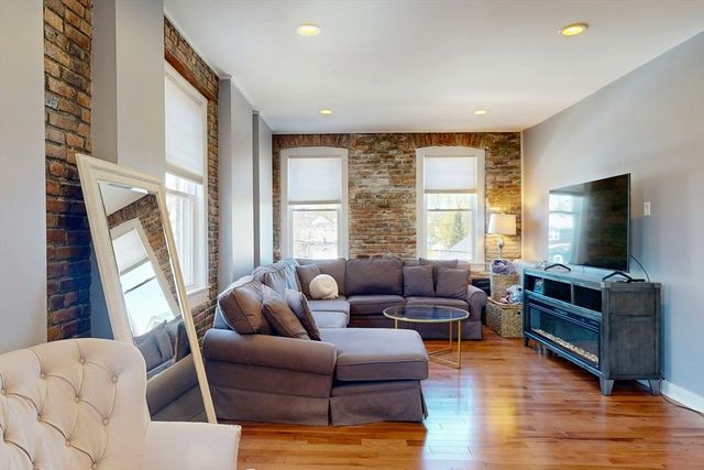 95 Shirley St 3, Winthrop, MA 02152