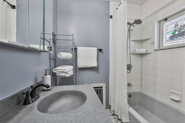 1 Fountain St, Peabody, MA 01960