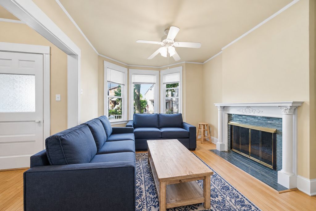 1535 W Grace Street, Chicago, IL 60613 — photo 5