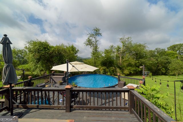 87 Westmoreland Rd, Cleveland, GA 30528