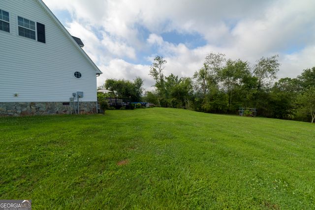 87 Westmoreland Rd, Cleveland, GA 30528