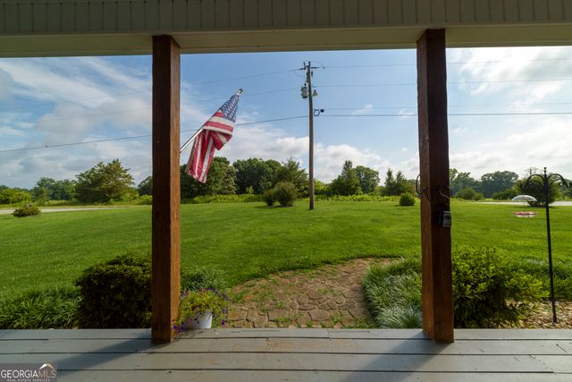 87 Westmoreland Rd, Cleveland, GA 30528