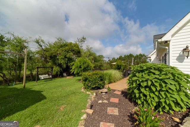 87 Westmoreland Rd, Cleveland, GA 30528