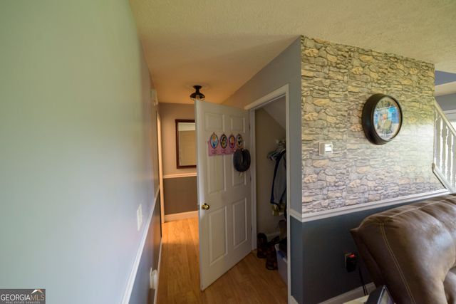 87 Westmoreland Rd, Cleveland, GA 30528