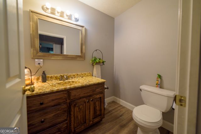 87 Westmoreland Rd, Cleveland, GA 30528