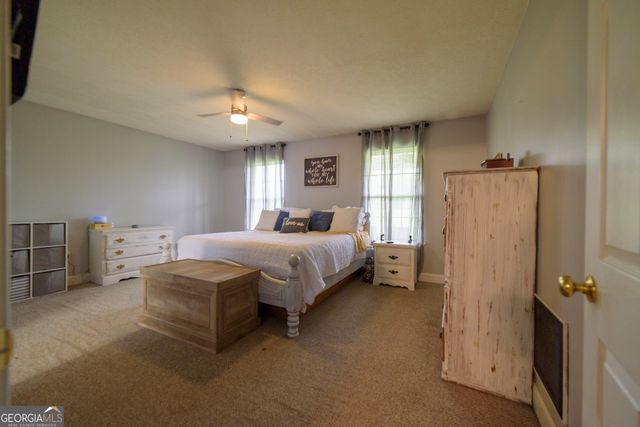 87 Westmoreland Rd, Cleveland, GA 30528