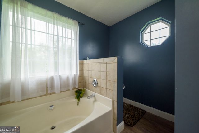87 Westmoreland Rd, Cleveland, GA 30528