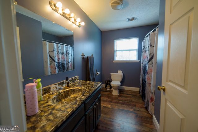 87 Westmoreland Rd, Cleveland, GA 30528