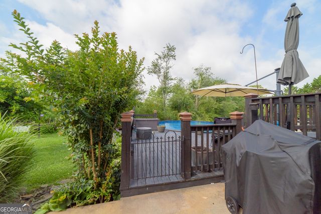 87 Westmoreland Rd, Cleveland, GA 30528