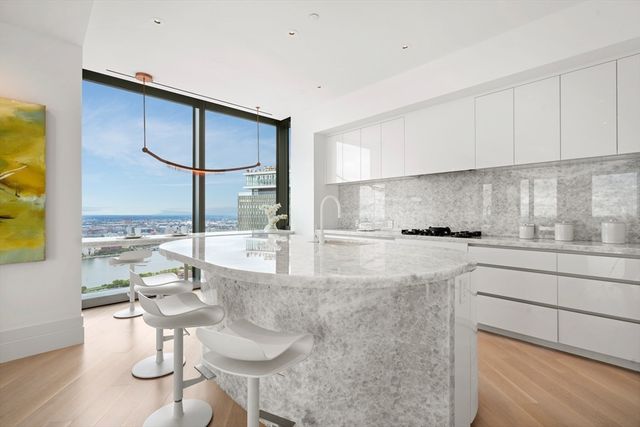 1 Dalton St 5801, Boston, MA 02199