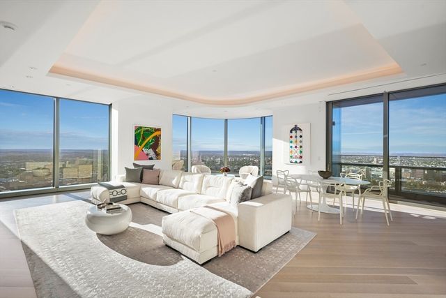 1 Dalton St 5801, Boston, MA 02199