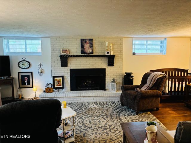 178 Kincaid Rd, Harrogate, TN 37752