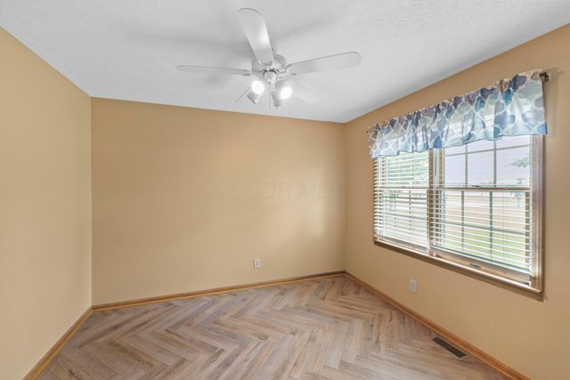 3838 State Route 752, Ashville, OH 43103