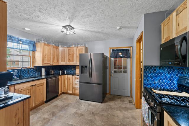 3838 State Route 752, Ashville, OH 43103