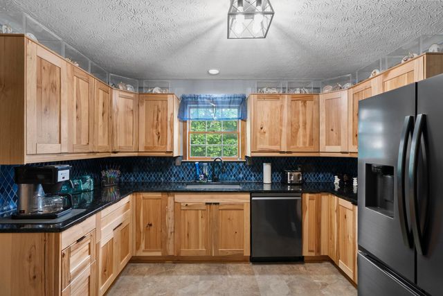 3838 State Route 752, Ashville, OH 43103