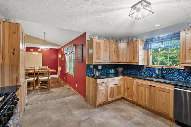 3838 State Route 752, Ashville, OH 43103