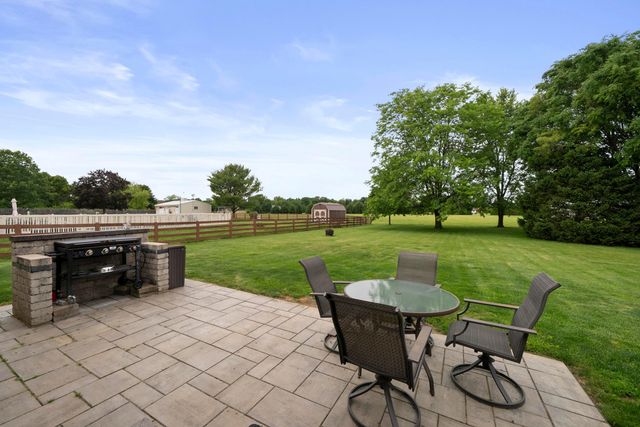 3838 State Route 752, Ashville, OH 43103