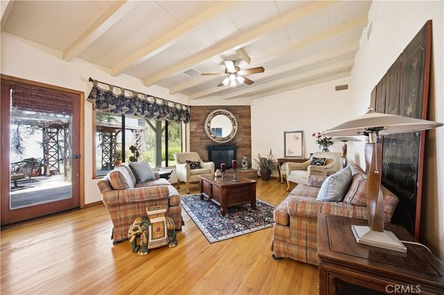 10170 Maude Ave, Sunland, CA 91040