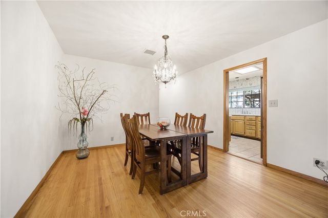 10170 Maude Ave, Sunland, CA 91040
