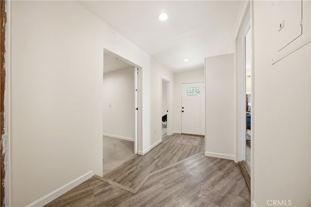 10170 Maude Ave, Sunland, CA 91040