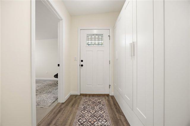 10170 Maude Ave, Sunland, CA 91040