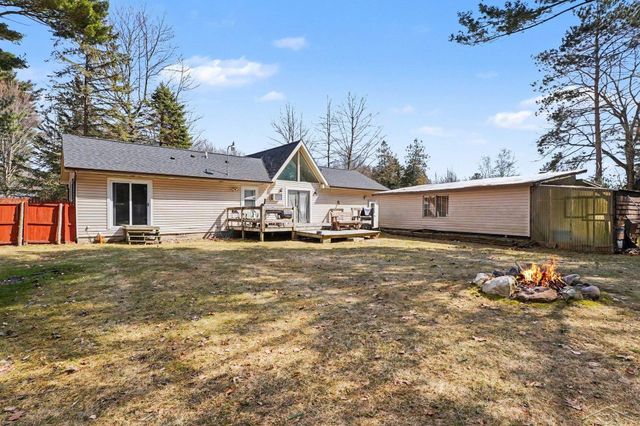 833 Newman Street, East Tawas, MI 48730