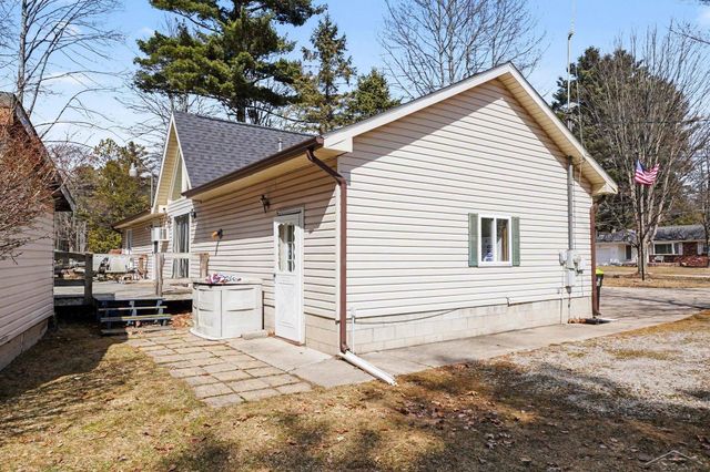 833 Newman Street, East Tawas, MI 48730