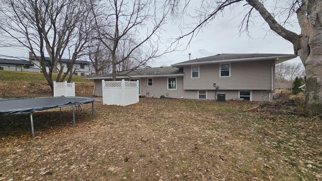 175 Juniper Lane, Apple Valley, MN 55124