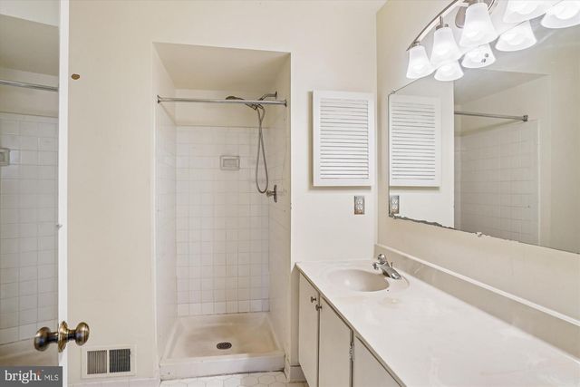 3835 FERRARA DR, Silver Spring, MD 20906