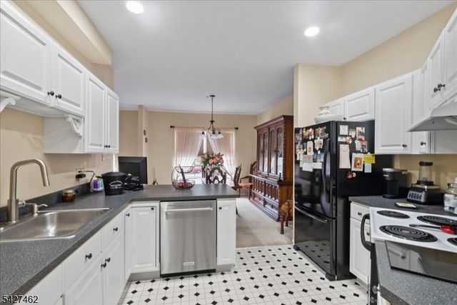 9224 Richmond Rd 224, West Milford Twp., NJ 07480