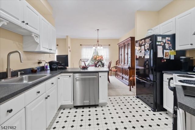 9224 Richmond Rd 224, West Milford Twp., NJ 07480