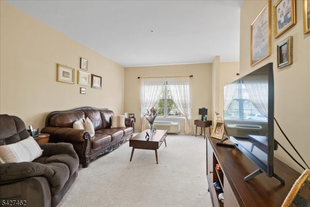 9224 Richmond Rd 224, West Milford Twp., NJ 07480