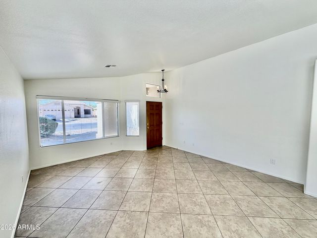 141 W SHANNON Street, Gilbert, AZ 85233