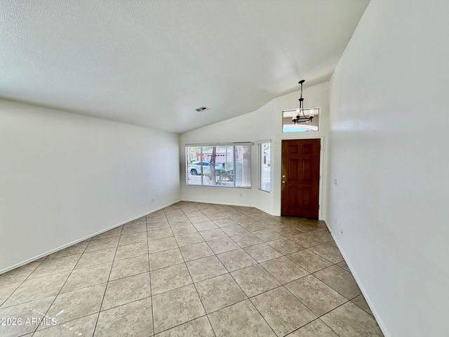 141 W SHANNON Street, Gilbert, AZ 85233