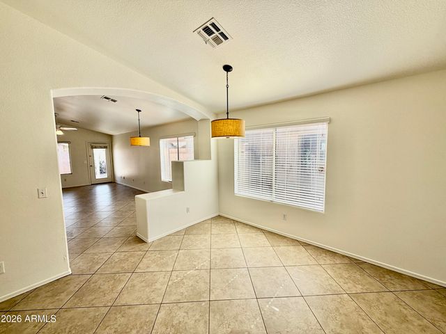 141 W SHANNON Street, Gilbert, AZ 85233