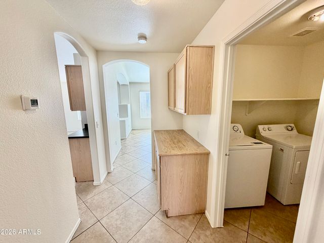 141 W SHANNON Street, Gilbert, AZ 85233