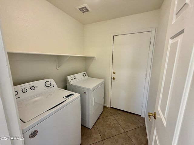 141 W SHANNON Street, Gilbert, AZ 85233