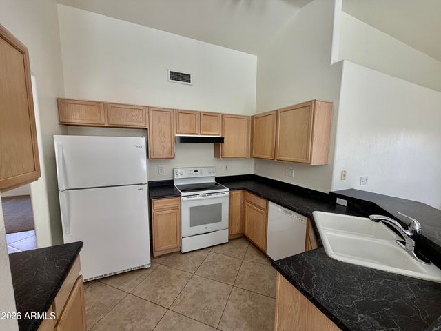 141 W SHANNON Street, Gilbert, AZ 85233