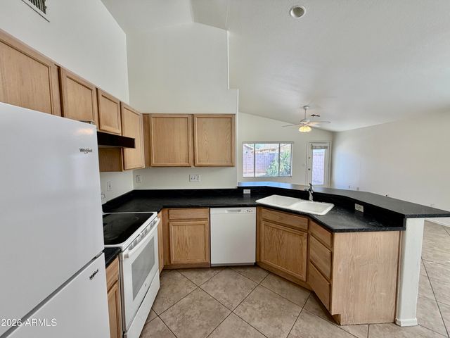 141 W SHANNON Street, Gilbert, AZ 85233