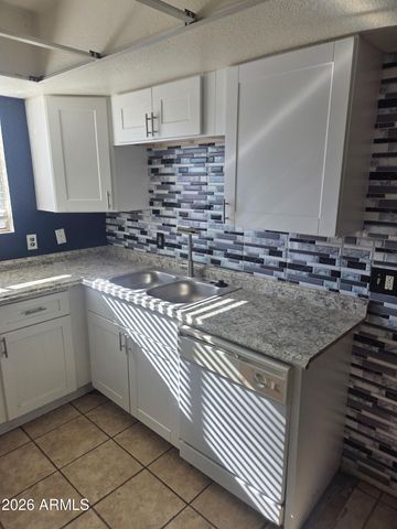 9618 N 5th Street Apt 4, Phoenix, AZ 85020