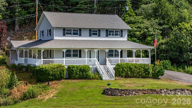 95 Friendship Road, Burnsville, NC 28714