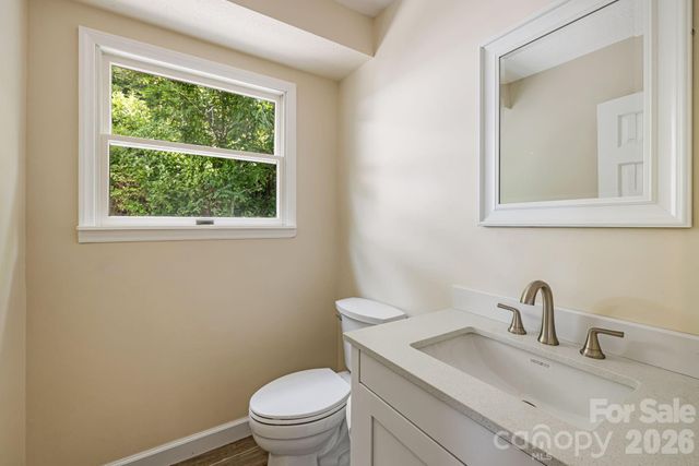 95 Friendship Road, Burnsville, NC 28714