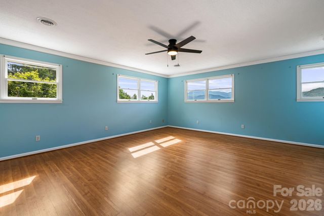 95 Friendship Road, Burnsville, NC 28714